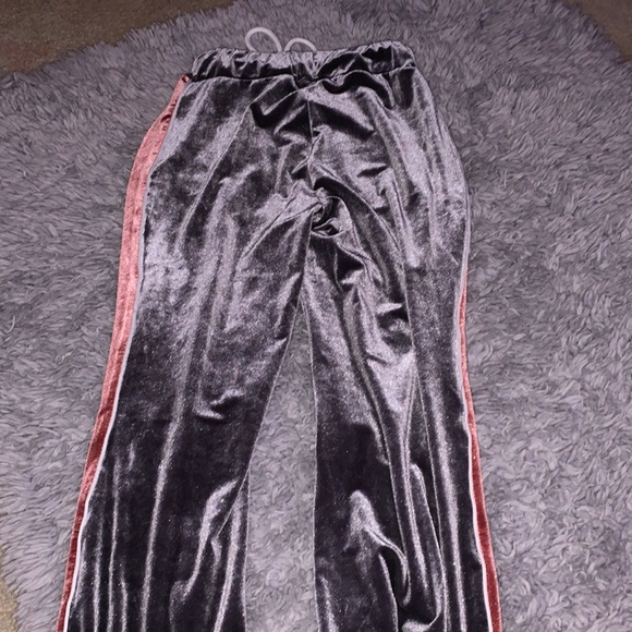 ADIKA sweatpants velour - Picture 4 of 5
